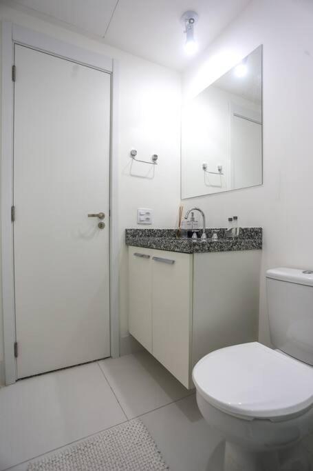 Studio Lindo Ao Lado Do Metro Santa Cecilia Apartment เซาเปาโล ภายนอก รูปภาพ
